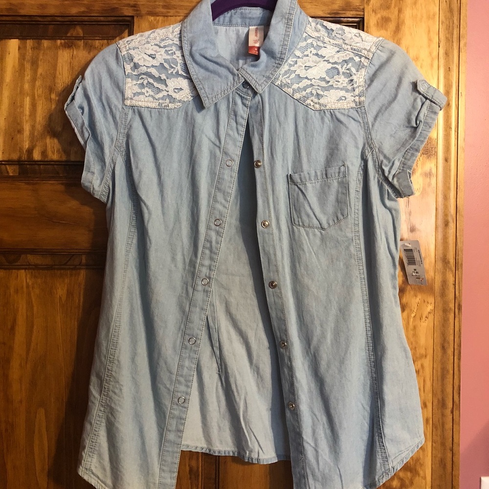Button up Shirt